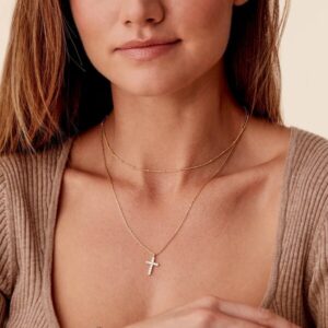 Cross Necklace with Diamonds in Gold and Silver