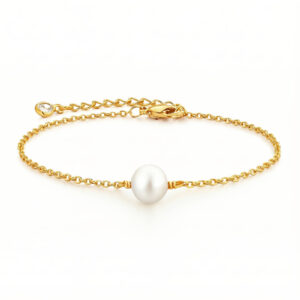 Elegant Pearl Bracelet, 18k Gold Plated Steel in Gold